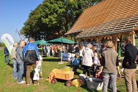 Streuobstwiesenfest auf der Streuobstwiese Baars in Walsrode-Schneeheide (Foto: Doris Blume-Winkler)